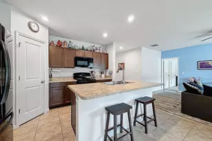 408 Button Sage Ln, Davenport, FL 33837 - Photo 9