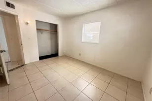 731 Michigan Ct, Saint Cloud, FL 34769 - Photo 13