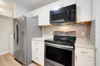 325 Lakepointe Drive #304, Altamonte Springs, FL 32701 - Photo 17