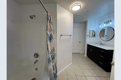 6685 Queens Borough Avenue #101, Orlando, FL 32835 - Photo 5