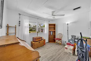 4421 Red Oak Ln, Zellwood, FL 32798 - Photo 11