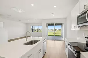 9016 Venetia Ct, Palmetto, FL 34221 - Photo 15