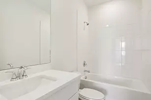 9016 Venetia Ct, Palmetto, FL 34221 - Photo 29