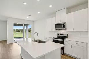 9016 Venetia Ct, Palmetto, FL 34221 - Photo 17