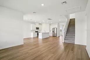 9016 Venetia Ct, Palmetto, FL 34221 - Photo 9