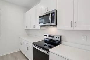 13221 Shellmore Ave, Palmetto, FL 34221 - Photo 11