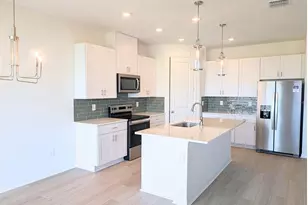 13315 Shellmore Ave, Palmetto, FL 34221 - Photo 3
