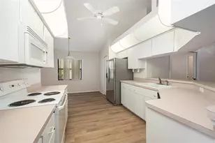 9135 Halberg Dr, Hudson, FL 34669 - Photo 11