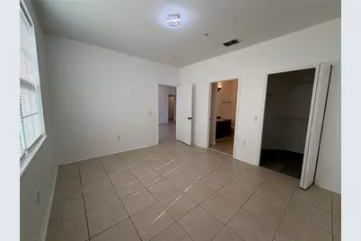 3315 Parkchester Square Boulevard #301, Orlando, FL 32835 - Photo 5