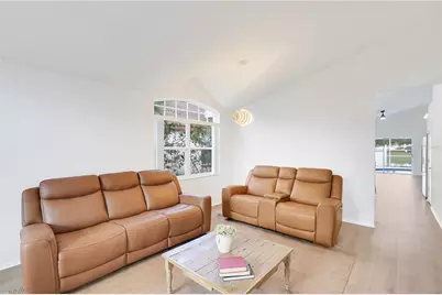 203 Lake Davenport Estates Drive, Davenport, FL 33897 - Photo 9