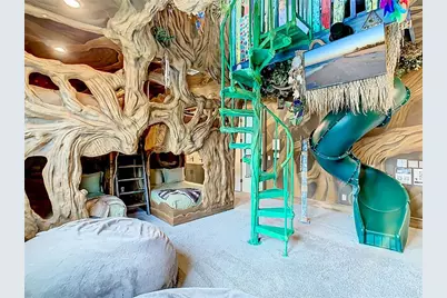 984 Jack Nicklaus Court, Kissimmee, FL 34747 - Photo 5