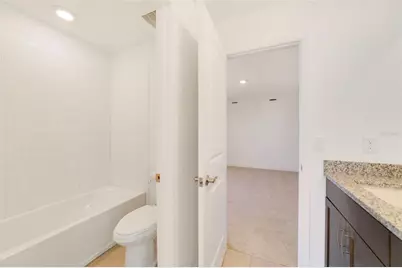 447 Veneto Circle, Clermont, FL 34715 - Photo 25