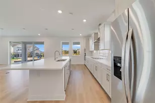 447 Veneto Cir, Clermont, FL 34715 - Photo 7