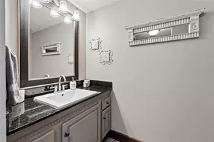 32137 Wolf Branch Ln, Sorrento, FL 32776 - Photo 63