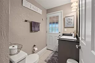 32137 Wolf Branch Ln, Sorrento, FL 32776 - Photo 23