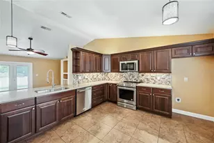 159 Larchmont Dr, Deltona, FL 32738 - Photo 9