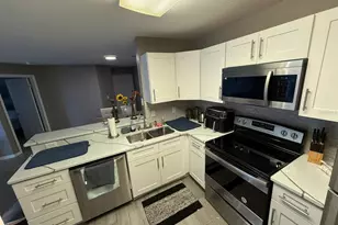 7524 Seurat St, Orlando, FL 32819 - Photo 15