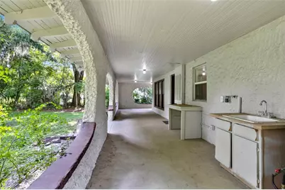 211 Cassady Street, Umatilla, FL 32784 - Photo 9