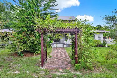 211 Cassady Street, Umatilla, FL 32784 - Photo 7