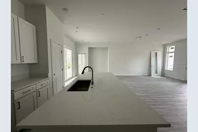 1438 Sarasota Drive, Kissimmee, FL 34759 - Photo 9