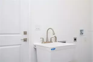 1438 Sarasota Dr, Kissimmee, FL 34759 - Photo 47