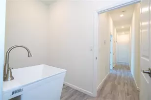 1438 Sarasota Dr, Kissimmee, FL 34759 - Photo 45