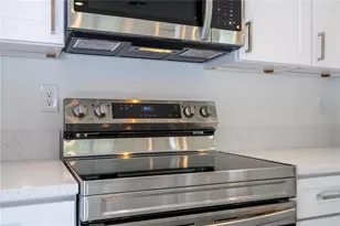 1438 Sarasota Dr, Kissimmee, FL 34759 - Photo 13