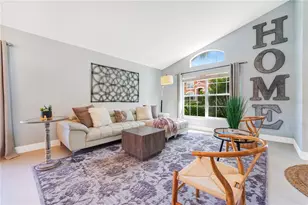 413 Paloma Dr, Davenport, FL 33837 - Photo 7