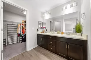 6944 Abbywood Ln, Zephyrhills, FL 33541 - Photo 31