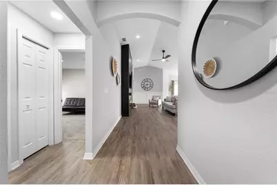 6944 Abbywood Lane, Zephyrhills, FL 33541 - Photo 17