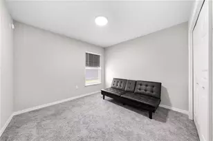 6944 Abbywood Ln, Zephyrhills, FL 33541 - Photo 15