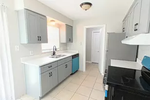 2427 Chase Ave, Sanford, FL 32771 - Photo 3