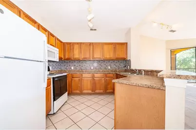 6169 Metrowest Boulevard #307, Orlando, FL 32835 - Photo 7