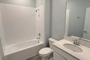 7113 Dilly Lake Ave, Groveland, FL 34736 - Photo 13