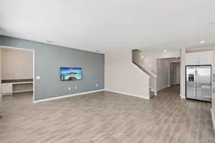 7113 Dilly Lake Ave, Groveland, FL 34736 - Photo 11