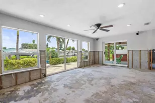 1357 52nd Ave NE, Saint Petersburg, FL 33703 - Photo 17