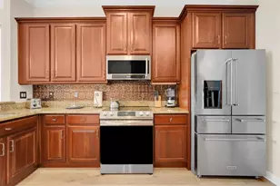 1925 Appalachee Cir, Tavares, FL 32778 - Photo 9