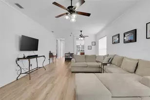 1925 Appalachee Cir, Tavares, FL 32778 - Photo 15