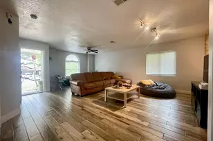 1044 Nin St, Orlando, FL 32835 - Photo 3