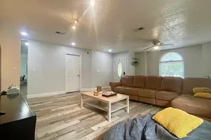 1044 Nin St, Orlando, FL 32835 - Photo 9