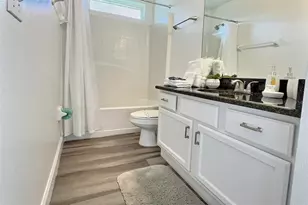 1005 Lake Berkley Dr, Kissimmee, FL 34746 - Photo 7