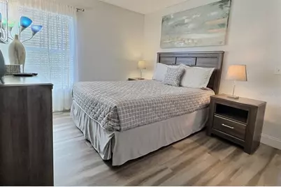 1005 Lake Berkley Drive, Kissimmee, FL 34746 - Photo 7