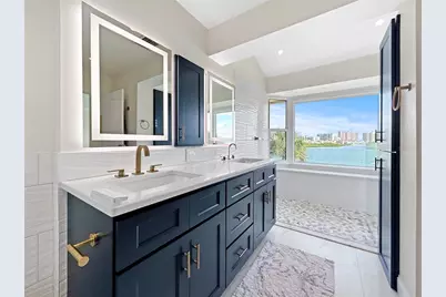 152 Marina Del Rey Court, Clearwater Beach, FL 33767 - Photo 19