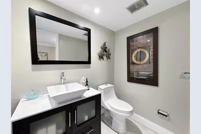 152 Marina Del Rey Court, Clearwater Beach, FL 33767 - Photo 13