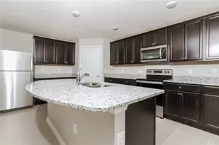 163 Violet Ct, Poinciana, FL 34759 - Photo 5