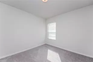 208 Gladiola Ct, Poinciana, FL 34759 - Photo 13