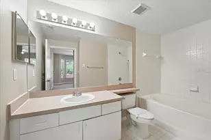 5572 Metrowest Blvd, Orlando, FL 32811 - Photo 9