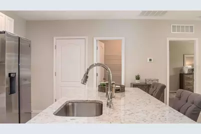 14582 Coronado Drive, Spring Hill, FL 34609 - Photo 5