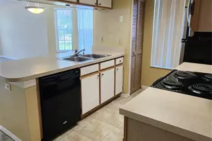 2051 Royal Bay Blvd, Kissimmee, FL 34746 - Photo 7