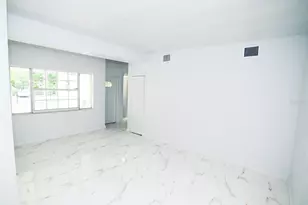 298 NW 104th St, Miami, FL 33150 - Photo 3